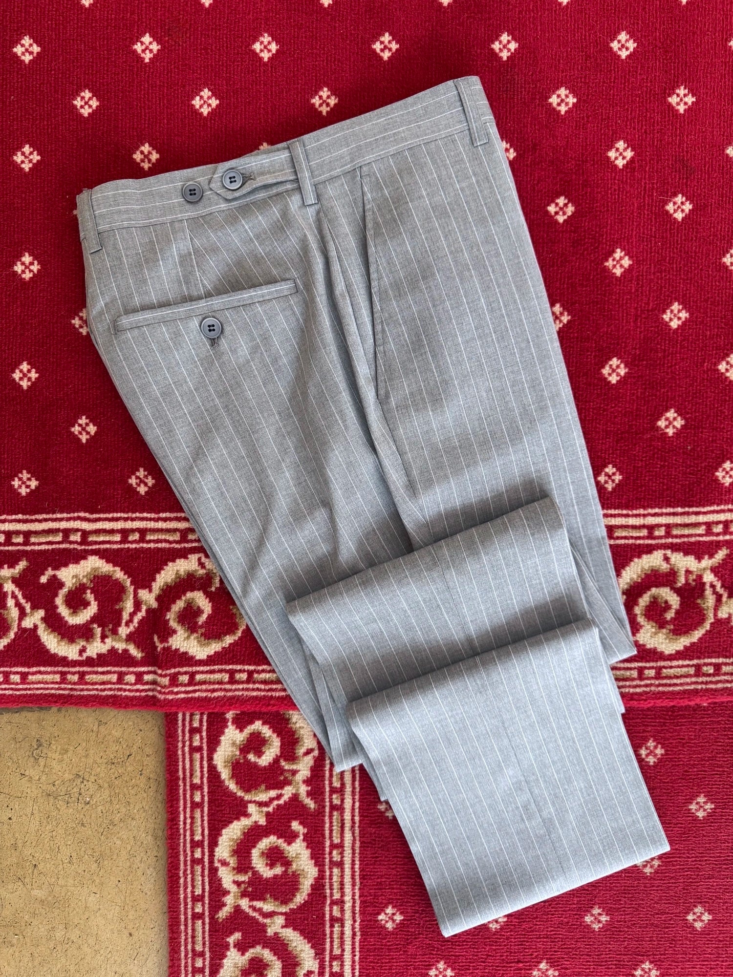 Costume Croisé Gris KINGSMAN - Image 4